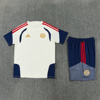Camiseta y Pantalón entrenamiento Bayern 26/27