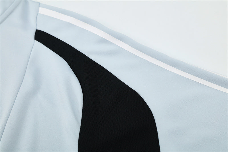 Camiseta de entrenamiento retro de manga larga del Real Madrid 04/05