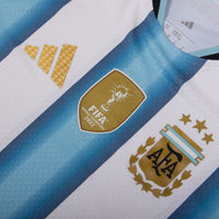 CAMISETA ARGENTINA Home 26/27 - CON PARCHE DE CAMPEÓN DE LA COPA DEL MUNDO - VERSIÓN JUGADOR