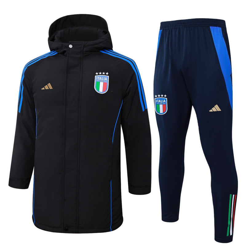 Chaqueta y pantalón acolchados impermeables de Italia