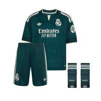 Camiseta y Pantalones Cortos Niños Real Madrid Away 26/27 - Con Medias