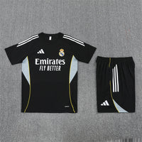 Camiseta y Pantalones Cortos Niños Real Madrid 25/26
