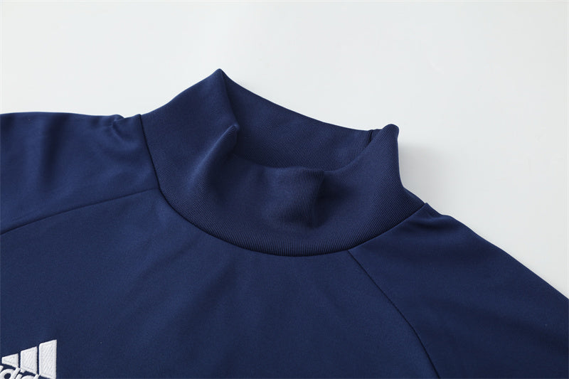 Camiseta de entrenamiento retro de manga larga del Real Madrid 16/17