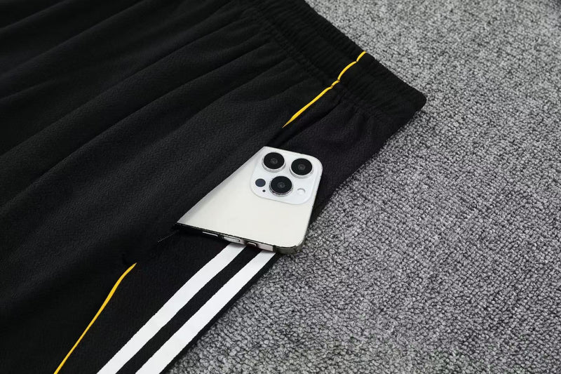 Camiseta y Pantalón corto Entrenamiento Real Madrid 25/26