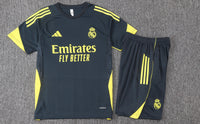 Camiseta y Pantalones Cortos Niños Real Madrid 25/26