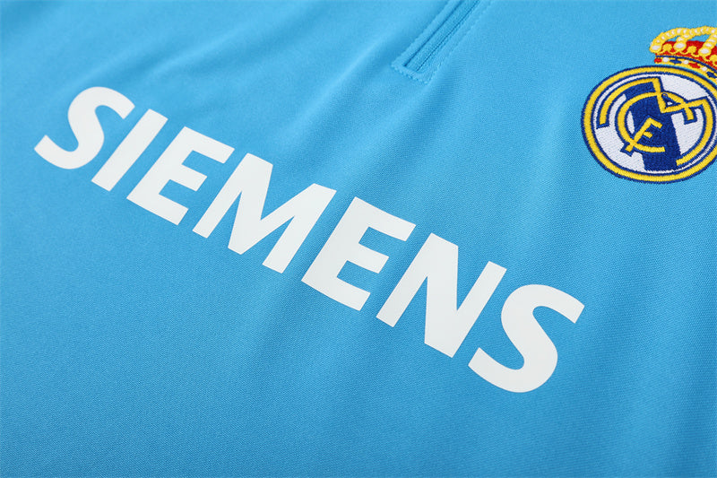 Camiseta de entrenamiento retro de manga larga del Real Madrid 05/06