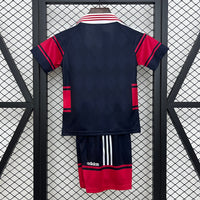 Camiseta y Pantalones Cortos para Niños Retro Bayern de Múnich 97/99