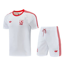 Camiseta y Pantalón entrenamiento Liverpool 25/26