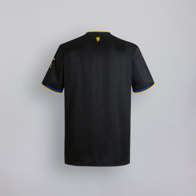 Camiseta y Pantalones Cortos para Niño Manchester United Third 25/26