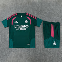 Camiseta y Pantalón corto Entrenamiento Real Madrid 26/27