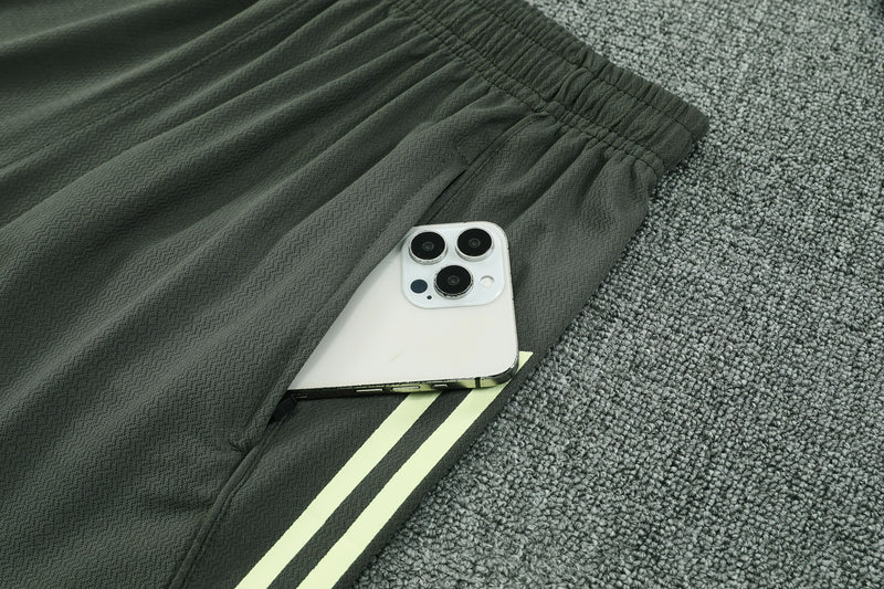 Camiseta y Pantalón corto Entrenamiento Real Madrid 25/26