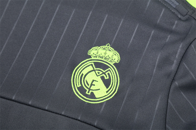 Camiseta de entrenamiento retro de manga larga del Real Madrid 15/16