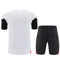 Camiseta y Pantalón entrenamiento Manchester United 25/26
