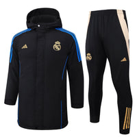 Chaqueta y pantalón acolchados impermeables de Real Madrid