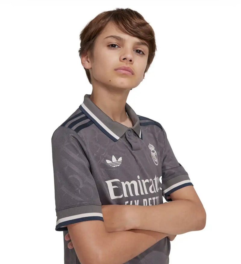 Camiseta y Pantalones Cortos Niños Real Madrid Third 24/25 - Con Medias