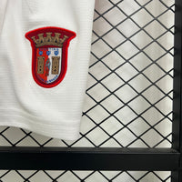 Camiseta y Pantanoles Cortos Niño Braga Home 25/26