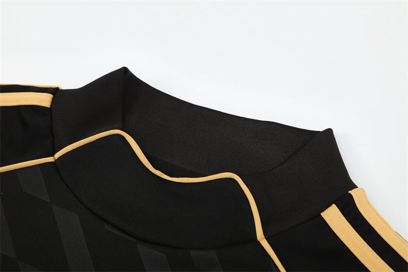 Camiseta de entrenamiento retro de manga larga del Real Madrid 11/12