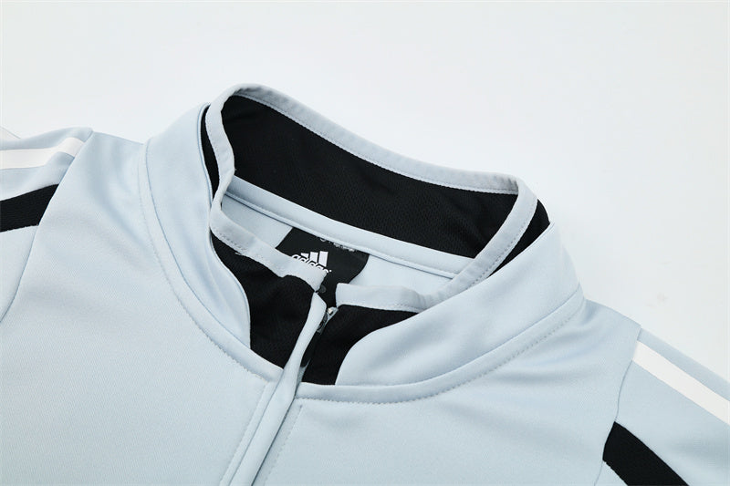 Camiseta de entrenamiento retro de manga larga del Real Madrid 04/05