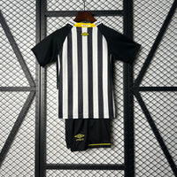 Camiseta y Pantalon Corto Niño Santos Away 25/26