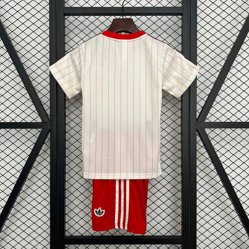Camiseta y Pantanoles Cortos Niño Benfica edición especial 25/26
