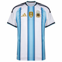CAMISETA ARGENTINA Home 26/27 - CON PARCHE DE CAMPEÓN DE LA COPA DEL MUNDO - VERSIÓN JUGADOR