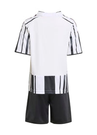 Camisa y Pantalones Cortos para Niños Juventus Home 25/26