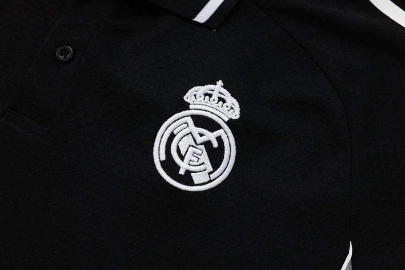 Camiseta y pantalón Real Madrid 25/26