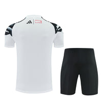 Camiseta y Pantalón corto Entrenamiento Real Madrid Marvel 25/26