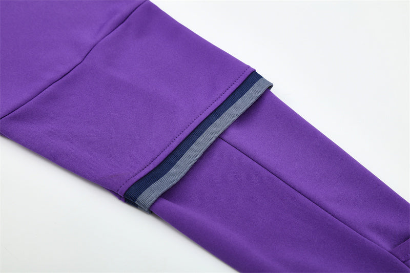 Camiseta de entrenamiento retro de manga larga del Real Madrid 16/17